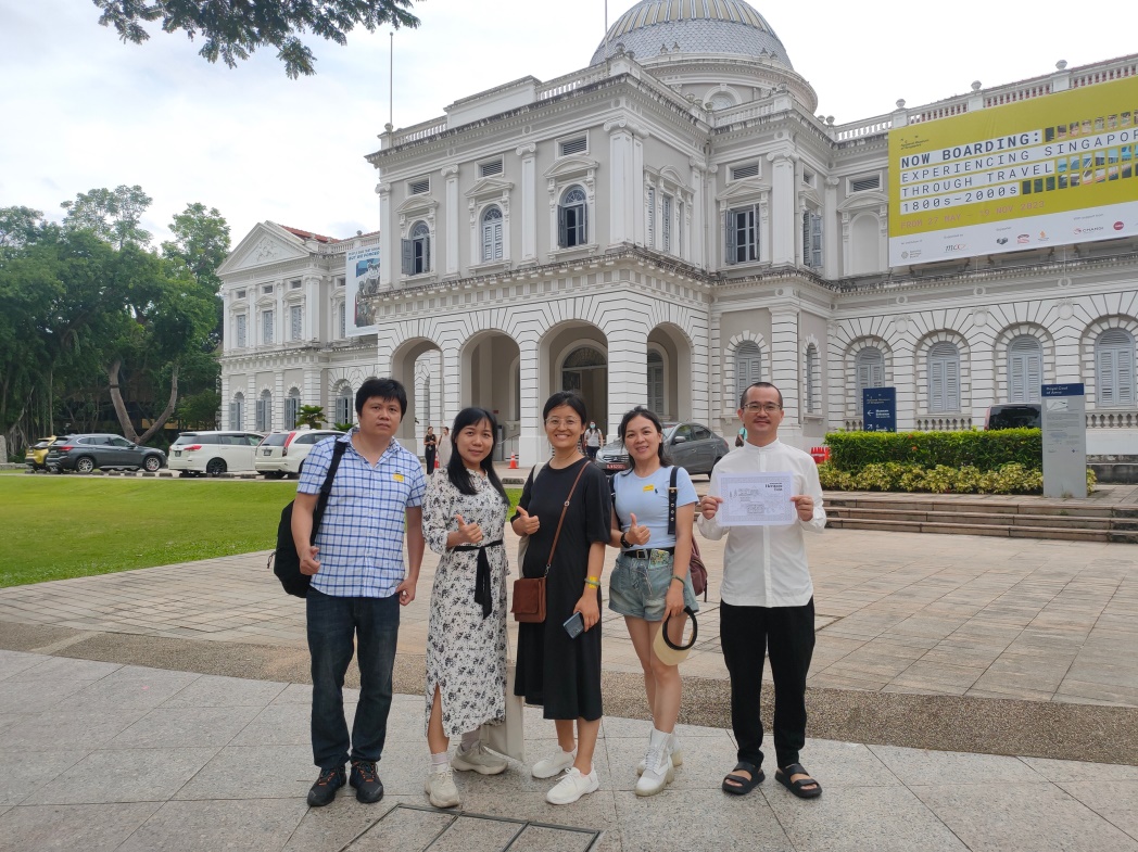 说明: 合照（已命名）/访学教师参观新加坡国家博物馆.JPG